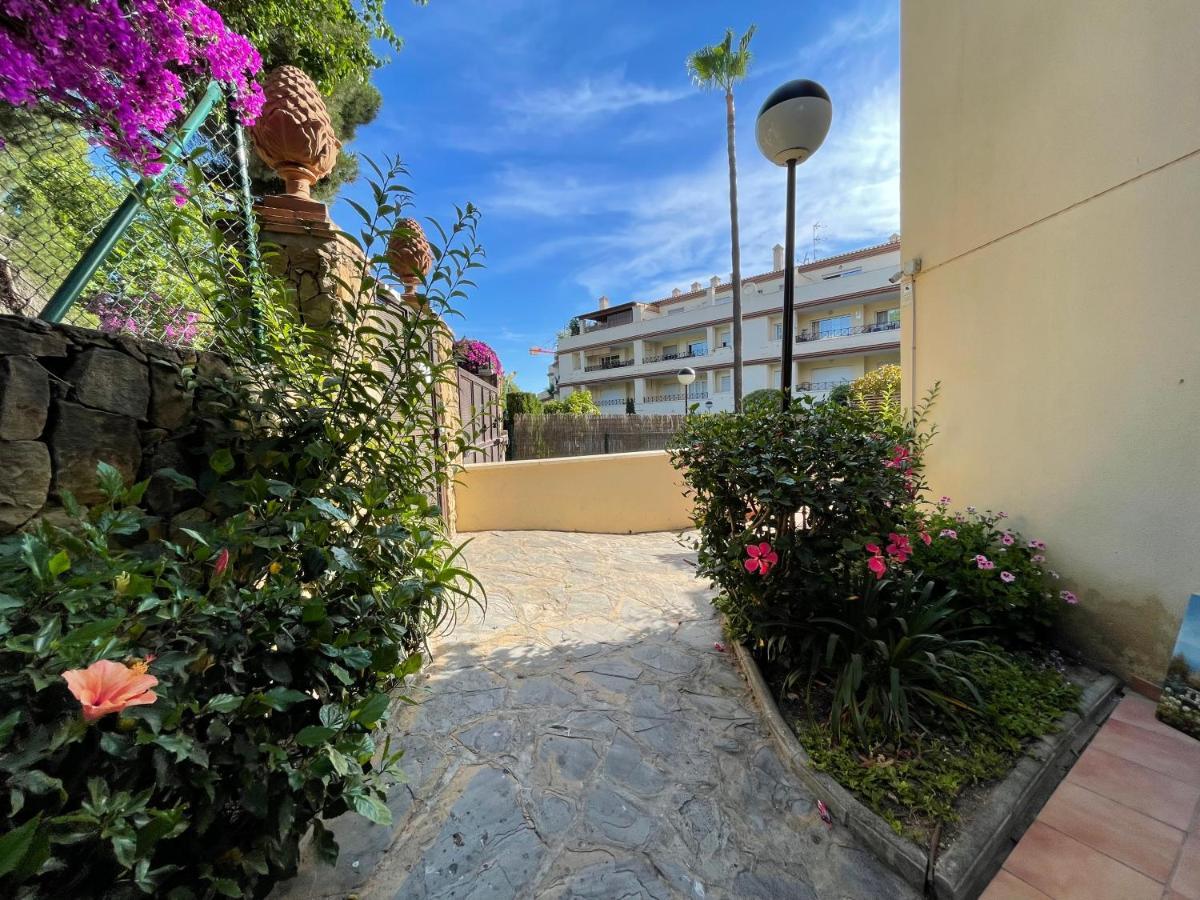 Pleasant Duplex By Elviria Dunas Marbella